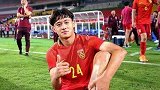 《国奥点将台》00后铁卫蒋圣龙 攻防俱佳用头护球致敬特里