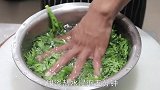 茼蒿这样做火了，加点蒜蓉，没想到这么爽口开胃，下酒指定小凉菜