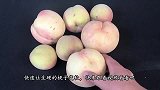 桃子上为什么要插根牙签原来这么厉害，我也是刚知道