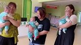 三胞胎偶遇三胞胎，一龙两凤，这个妈妈怎么就这么会生呢