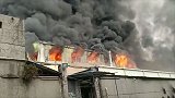 东莞一工厂仓库突发大火 过火面积约1300平方米