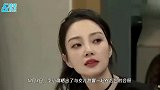 李小璐甜馨后台合影庆祝钢琴表演，她满脸笑容为女儿骄傲