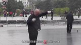 105岁老人抽烟喝酒不运动，讲出长寿做4件事，不做一件事