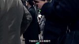 日本街头贴中文标语，看清上面内容后，我国游客竟无言以对！
