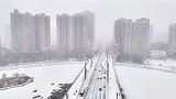 新疆库尔勒的雪