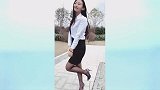 都市美女白领，一身职业装干练又显身材，跳舞俏美又可爱