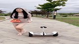 小姐姐这身穿搭真好看，看她的笑容好甜，网友：是心动的感觉