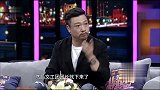贾冰为了不训练加入部队文工团，出色表现多次获奖