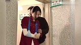 看了又看金珠把胳膊摔断，婚结不成了，在医院崩溃大哭