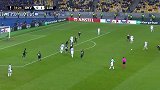 第79分钟基辅迪纳摩球员拜亚斯基射门 - 打偏