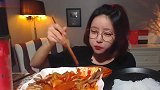韩国欧尼挑战田螺宽粉，熟悉的味道和感觉，超满足