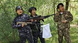 小伙捡到手枪与敌人决战，不料看到敌人装备后秒怂，太逗了！