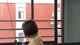 健身房里练力量的小姐姐，动作这么标准，一般人估计做不到！