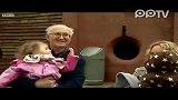 英企鹅嫉妒中国熊猫受宠 向游客投掷粪便