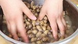 盐水花生好吃有诀窍，学会这个做法，香糯入味特别好吃