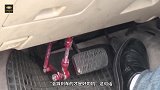 减速时先踩离合还是先踩刹车，新手记住这个口诀，安全又省油