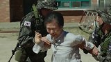 你看不起我可以，说我逃兵可以，但你敢欺负我妈妈