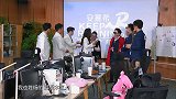 杨颖套近乎被杨迪怒怼，跑男团被吐槽：真是一帮见钱眼开的人！
