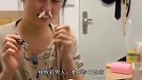 小姐姐，你俩这酒喝的一个比一牛啊！哈哈哈