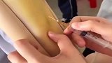 闺蜜是医学院的学生，看到这一幕，我好想祈祷她别毕业了！
