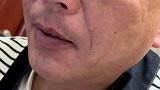 我真的很想买榴莲，但我爸不给我买