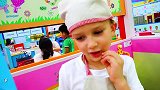 小正太兄弟送给妈妈漂亮的花儿