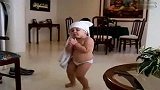 婴儿模仿夏奇拉热舞