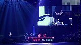李荣浩来了！分开228天重逢杨丞琳 远距合唱《暧昧》
