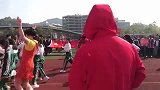 太会玩！运动会开幕式上学生，下一秒集体热舞