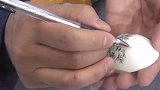 高手在民间！大叔在蛋壳上画山水图：一年卖出上万颗