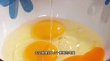 把鲈鱼用开水烫一烫，就能做出一道酒店天天排队桌桌必点的招牌菜