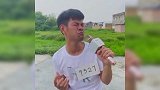 盘点全网幽默搞笑，小哥一首夺魂歌曲，让评委闻风丧胆