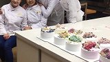 美女配鲜花蛋糕，点赞能不能超1万？