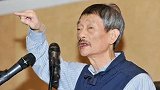 这个老人，却是我国遥感领域泰斗级专家，经常身穿一身极为朴素的布衣，脚上是一双布鞋，所以得了个“布鞋院士”的称号