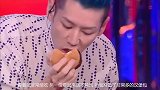 胖子PK瘦子到底谁更能吃？三分钟吃下12个汉堡，让人惊呆了！