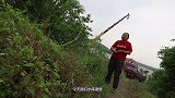 胖妹跑水库溜达半天，买5斤河鲜，铁锅炖2小时，汤鲜味美吃过瘾