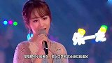 杨紫的硬核异次元复工防护套装，都是为了遮住“口罩脸”