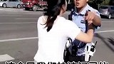 女子违规驾驶，拒绝教育