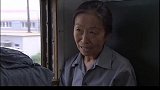 婶子孤身出远门不自在 男子一路护航陪谈心