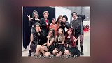 孔雪儿晚会遇舞台事故，裙子开了险滑落，淡定救场获赞无