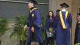 校长：来我给你拨个穗哎你的穗呢