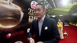 黄轩这次是以马得福的身份，和扶贫干部郭京飞一起走红毯