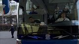 申花华夏大巴到场 瓜林反戴帽+美女球迷看台抢镜