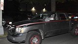美国：警察逮捕带刀男子，国会大厦外围栏刚拆完又要装