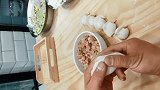 据说面点师都会这样包饺子，简单高效两步搞定，吃多少都不够！