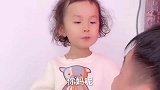 萌宝与爸爸的搞笑对话：你不养我妈，有的是人养！