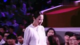 小品贾冰上台演讲，讲述自己突破自我的故事，结尾好感人