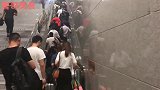 实拍美食：高铁上一份牛肉盒饭88元虾仁65元猪肉45元值吗