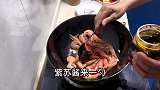 吃虾不用去饭店了，教你一个超简单的做法，味道鲜美，好吃又营养