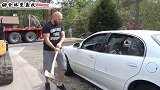 新车砸烂就是为了恶搞亲妈，熊孩子太皮了